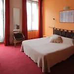 Fasthotel Pau-centre Adour 2* Pau