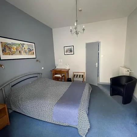 Hotel Fasthotel Pau-centre Adour 2*
