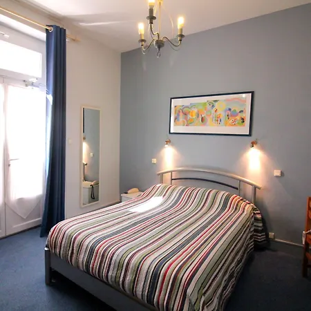 Fasthotel Pau-centre Adour 2*