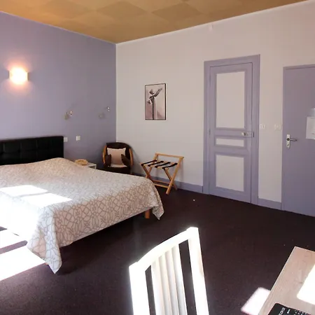ホテル Fasthotel Pau-centre Adour 2*