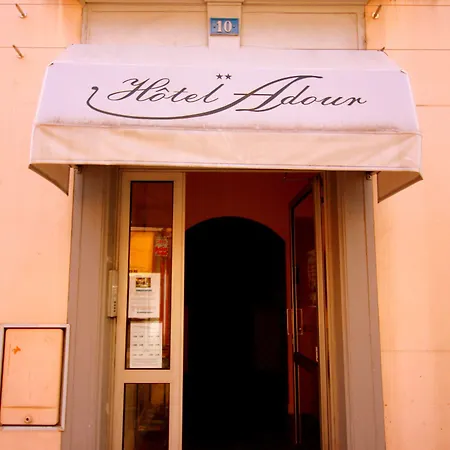 Fasthotel Pau-centre Adour 2* ポー