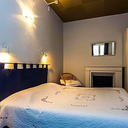 מלון Fasthotel Pau-centre Adour