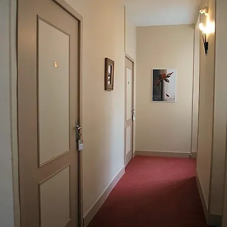 Fasthotel Pau-centre Adour 2*