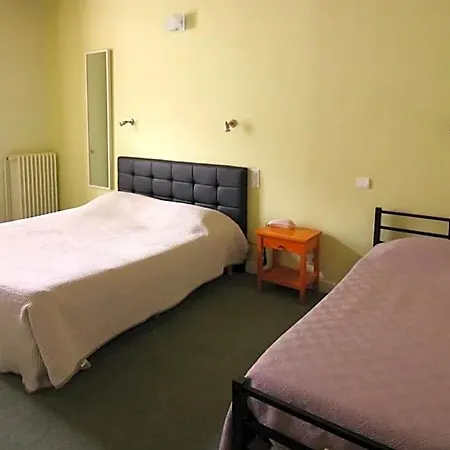 מלון Fasthotel Pau-centre Adour פאו