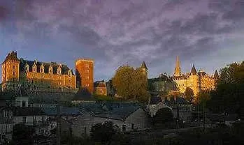 Adour Szálloda 2*