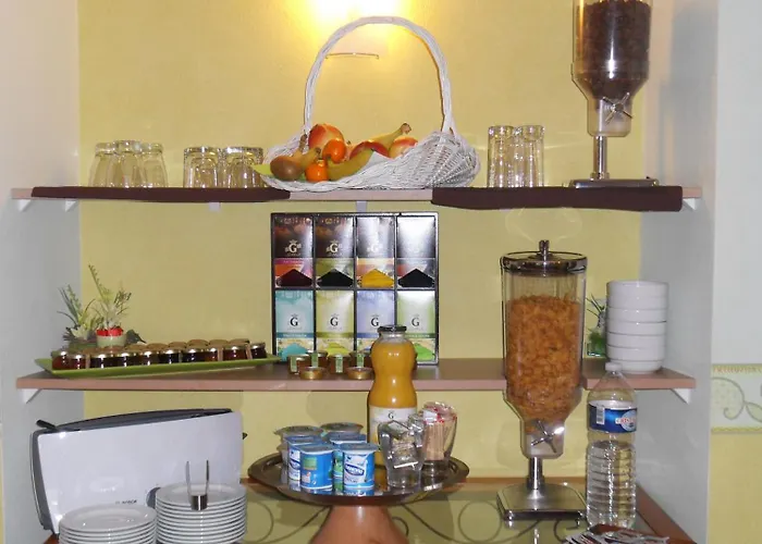 Fasthotel Pau-centre Adour