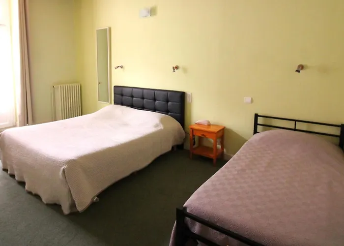 Fasthotel Pau-centre Adour 2*