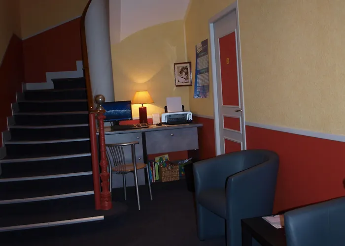 Adour Hotel 2*