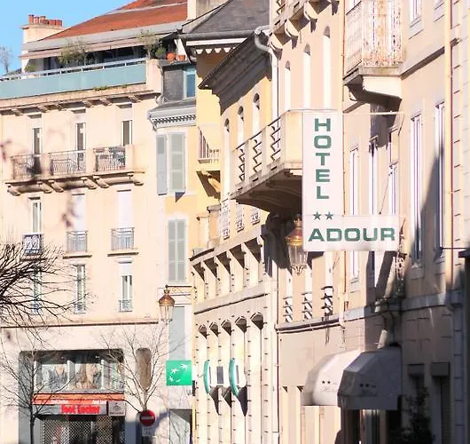 Fasthotel Pau-centre Adour 2*