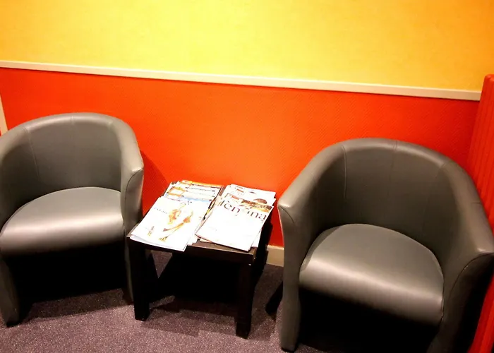 Fasthotel Pau-centre Adour 2* Pau