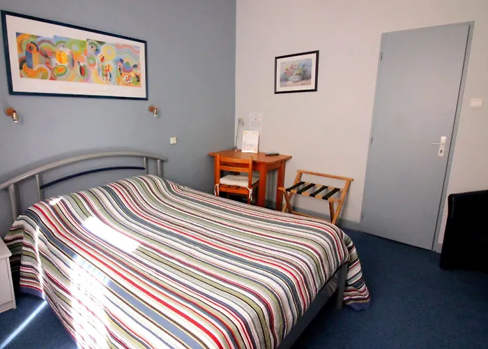 Fasthotel Pau-centre Adour 2* Pau