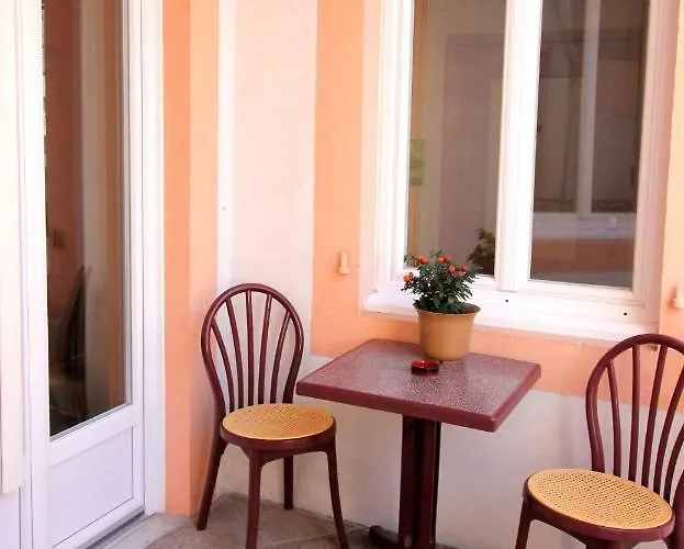 Adour